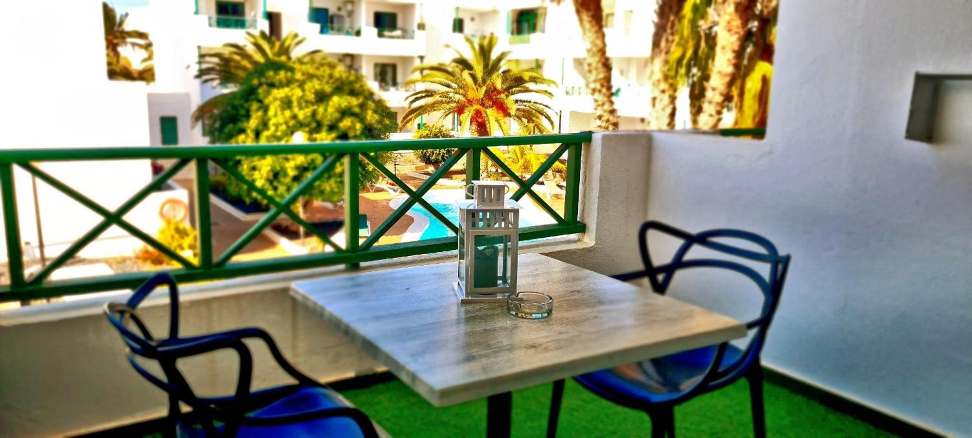 Cactus, Playa Y Piscina Apartman Costa Teguise Kültér fotó